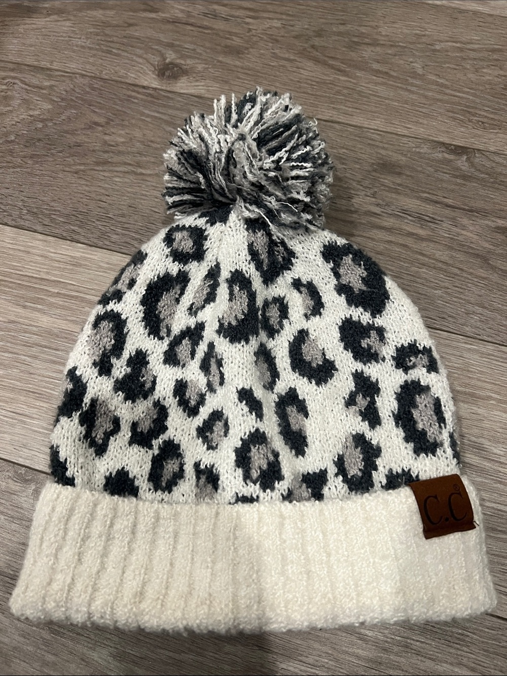 NEW! C.C Cream and Gray Leopard Pom Beanie